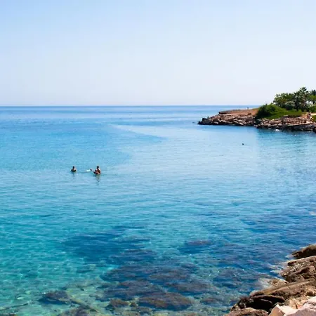 In Sleeps 8 Includes Swimming Pool And Air Con 프로타라스